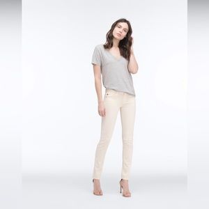 AG The Stilt currarte leg Cream Jean